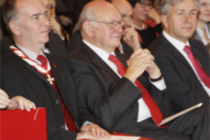 Bild mit Kai-Uwe Merkenich, Walter Momper, Klaus Wowereit